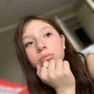 Meet your Posher, Kassie